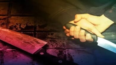 चाकू से हमला